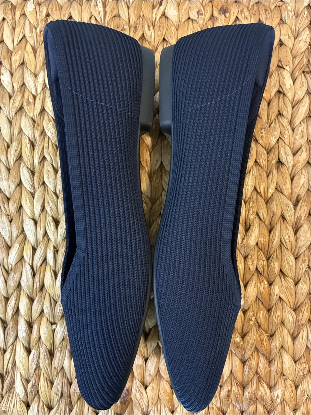 VIVAIA Women's Navy Blue Knit Slip-On Ballet Flats
